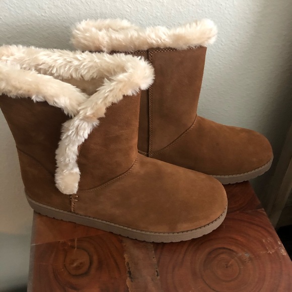 ✨ NWT Suede Winter Boots ✨ - Picture 12 of 15